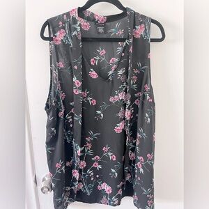 Torrid Harper floral top with neck tie